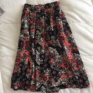 Patterned skirt